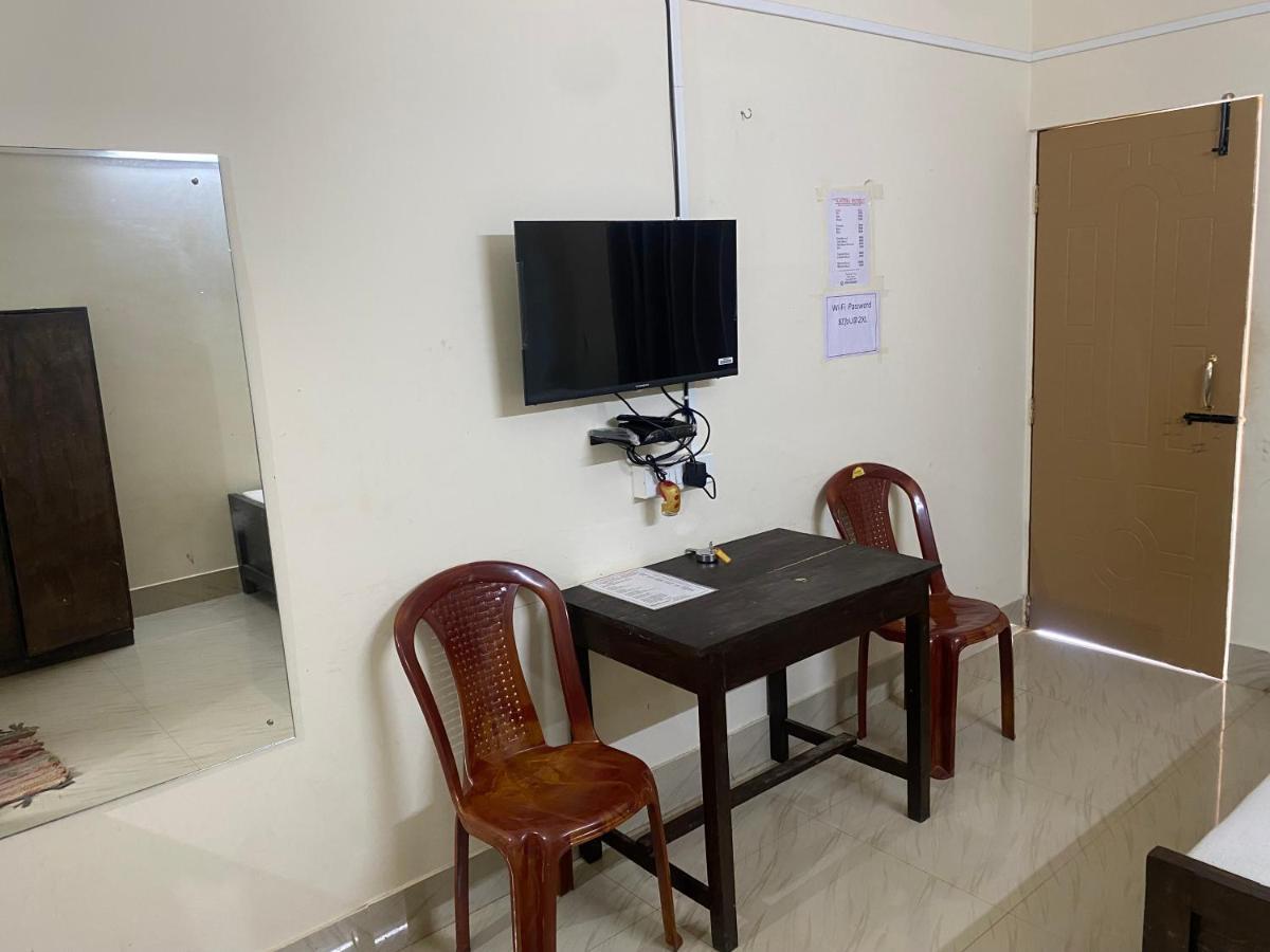 Atithya Lodge Guwahati Exterior foto